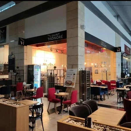 アパート Platinum Towersapartments Parking ワルシャワ